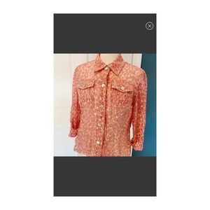 💕Floral Button down blouse💕